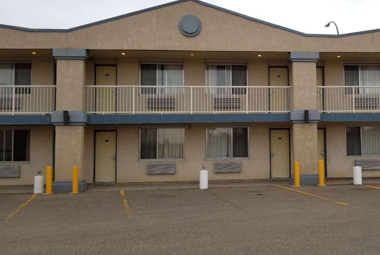 Days Inn By Wyndham Swift Current Exterior foto