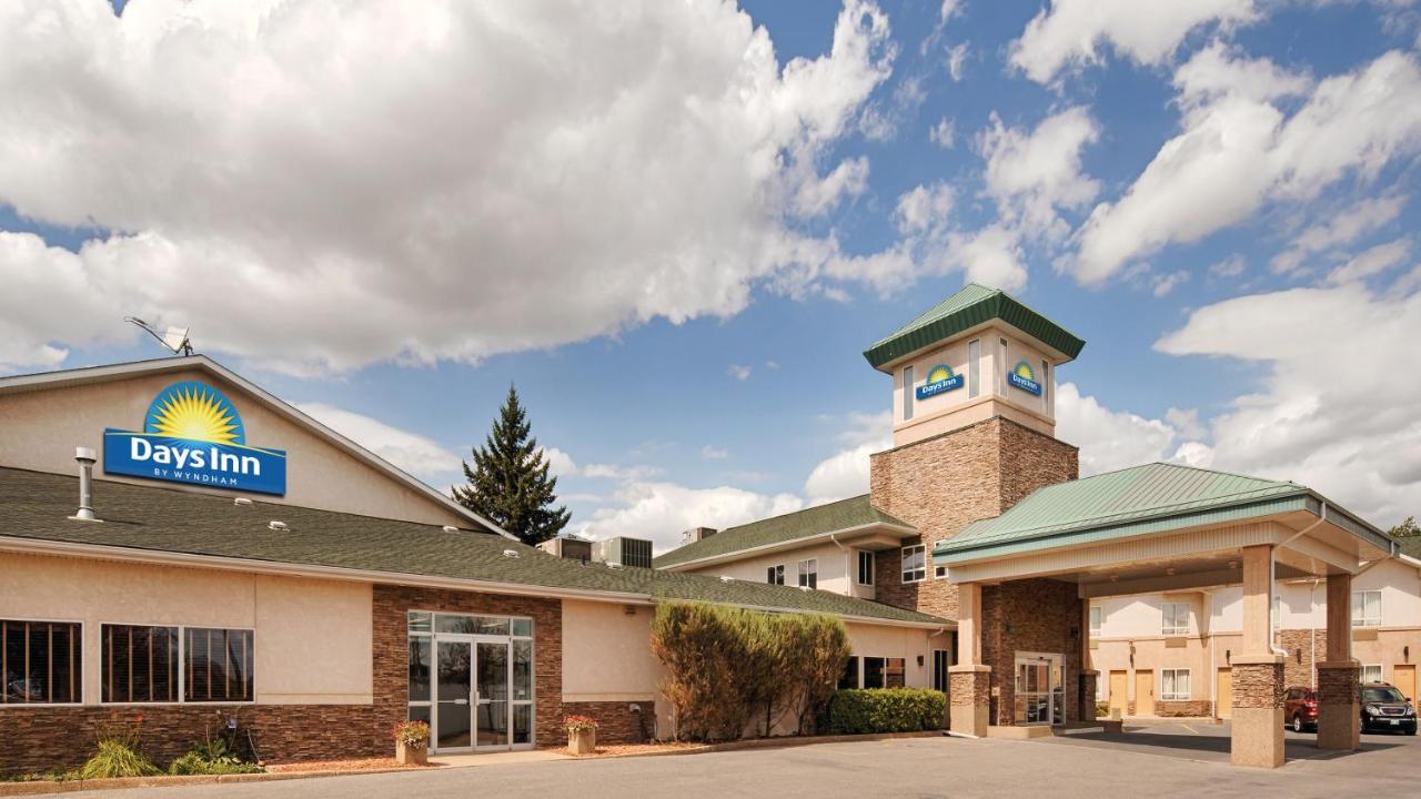 Days Inn By Wyndham Swift Current Exterior foto