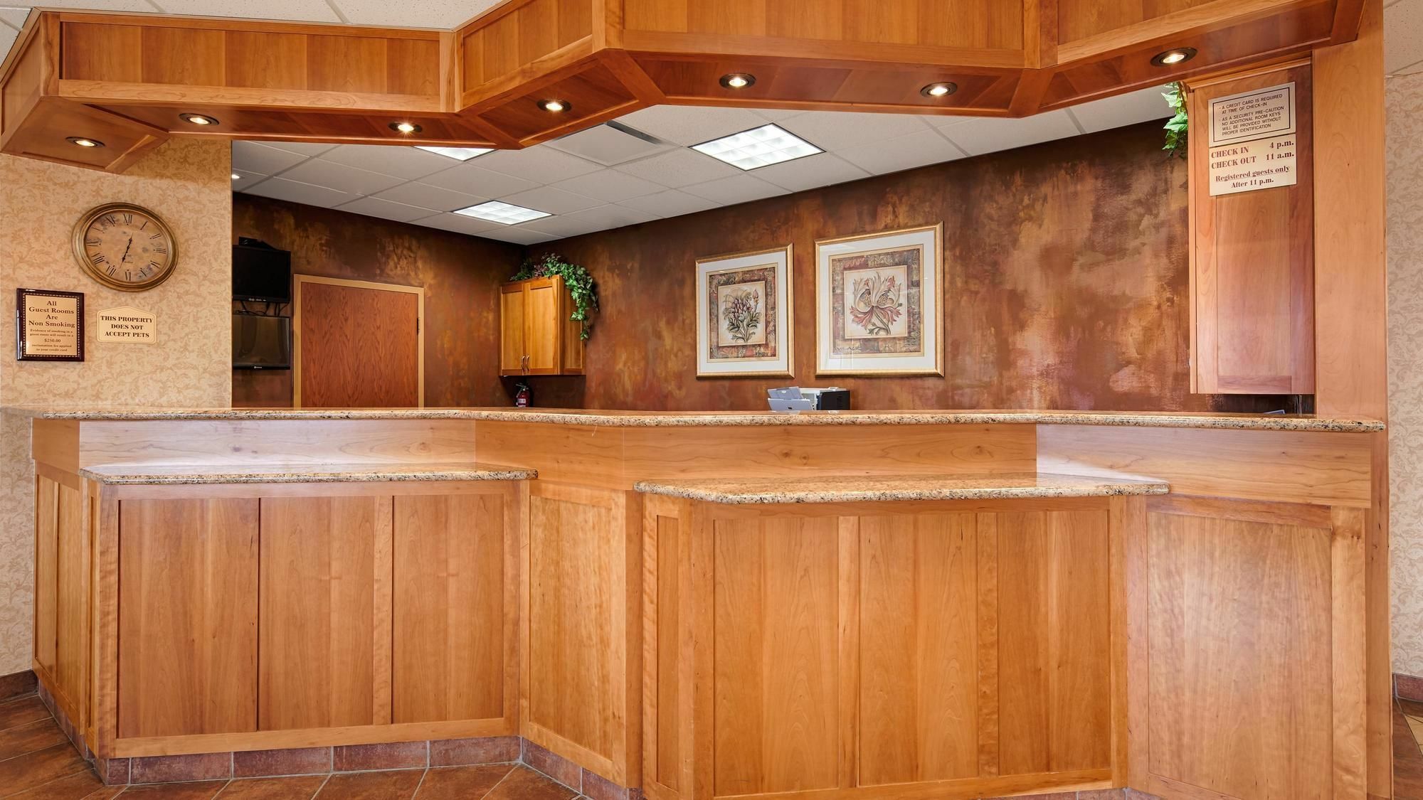 Days Inn By Wyndham Swift Current Exterior foto