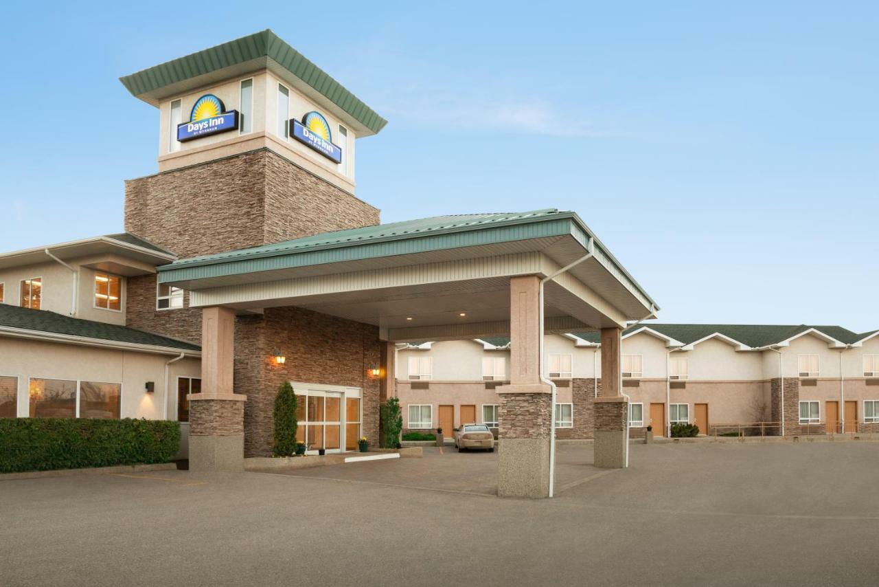 Days Inn By Wyndham Swift Current Exterior foto